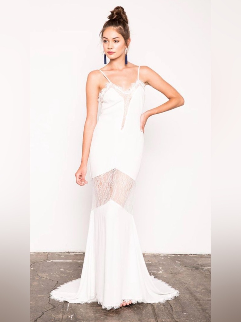 ✨ Stone Cold Fox Edwin Lace White Gown